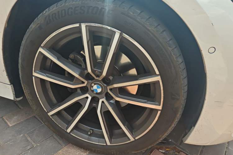 Used BMW 3 Series 2021 Restyled 325Li M Sport Package Right Front Wheel Hub