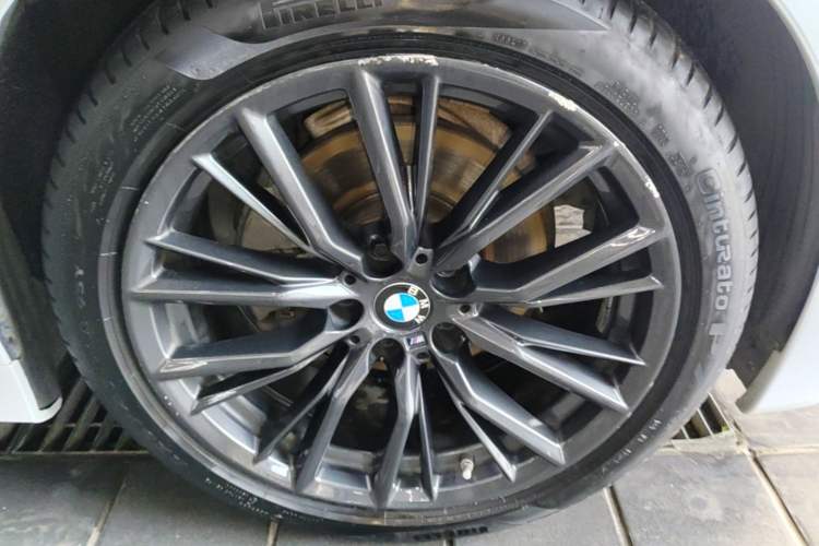 Used BMW 3 Series 2021 Facelifted 325Li M Sport Night Edition Package Right Front Wheel Hub