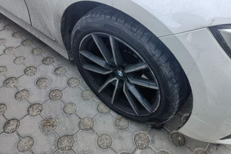 Used BMW 3 Series 2021 Facelifted 320Li M Sport Package Right Front Wheel Hub