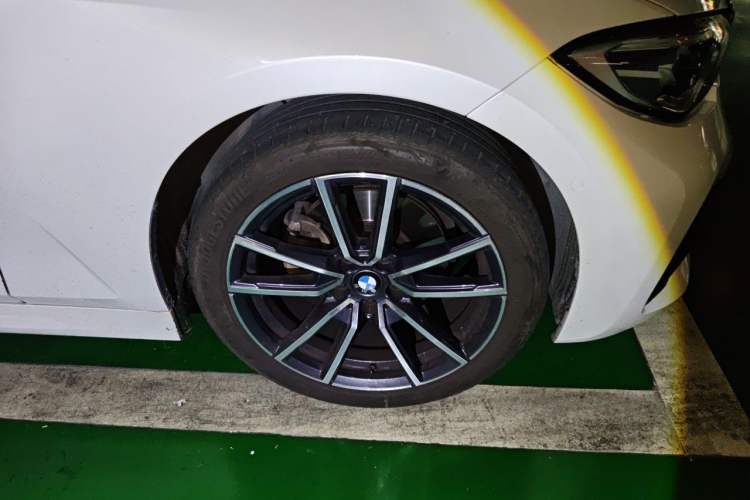 Used BMW 3 Series 2021 Restyled 325Li M Sport Package Right Front Wheel Hub