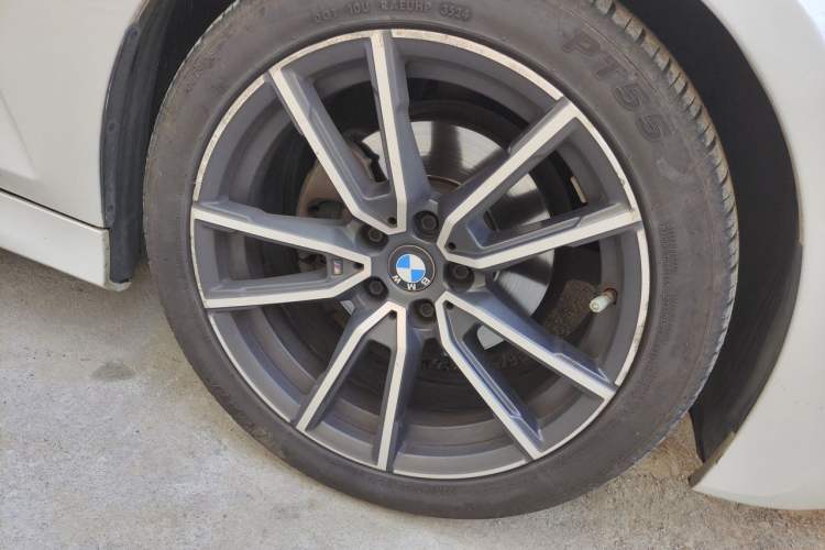 Used BMW 3 Series 2021 Facelifted 320Li M Sport Package Right Front Wheel Hub