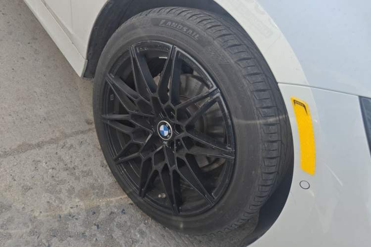 Used BMW 3 Series 2021 Restyled 325i M Sport Package Right Front Wheel Hub