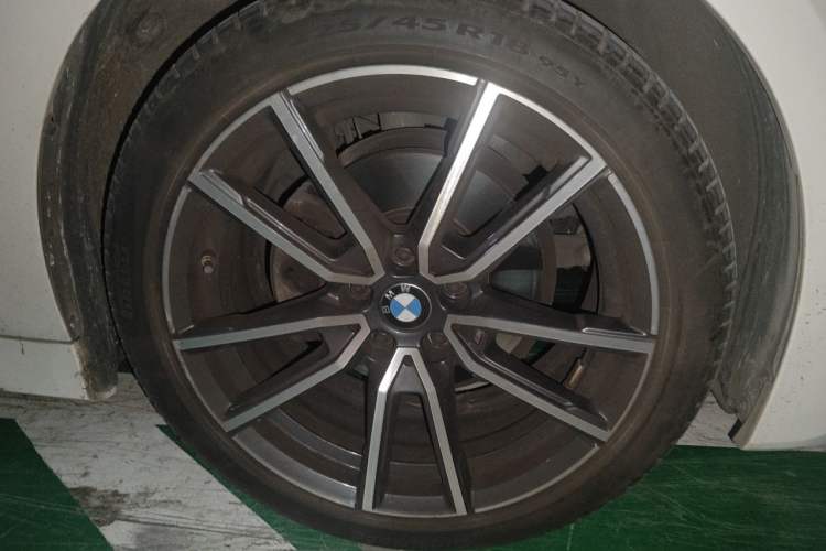 Used BMW 3 Series 2021 Facelifted 320Li M Sport Package Right Front Wheel Hub