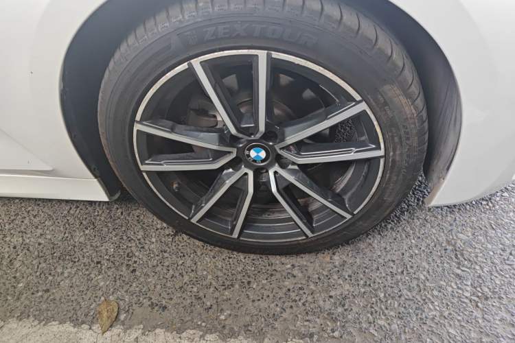 Used BMW 3 Series 2021 Facelifted 320Li M Sport Package Right Front Wheel Hub