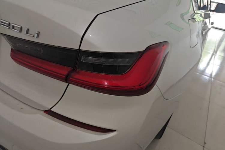 Used BMW 3 Series 2021 320Li M Sport Package Right Rear Taillight