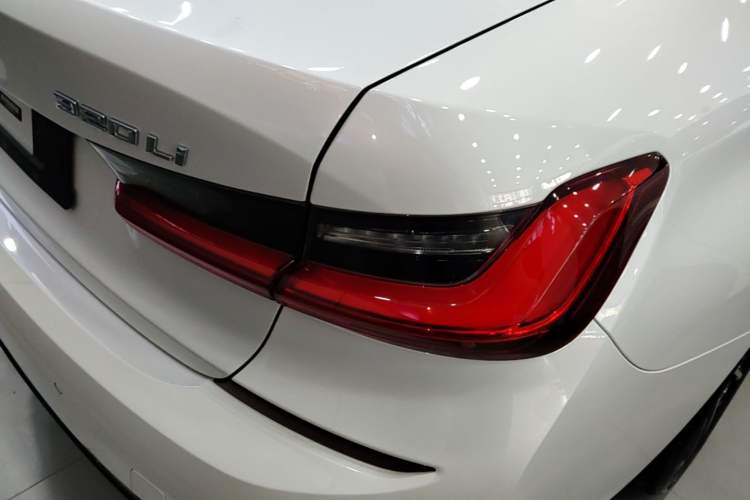 Used BMW 3 Series 2021 Second Facelift 320Li M Sport Package Right Rear Taillight
