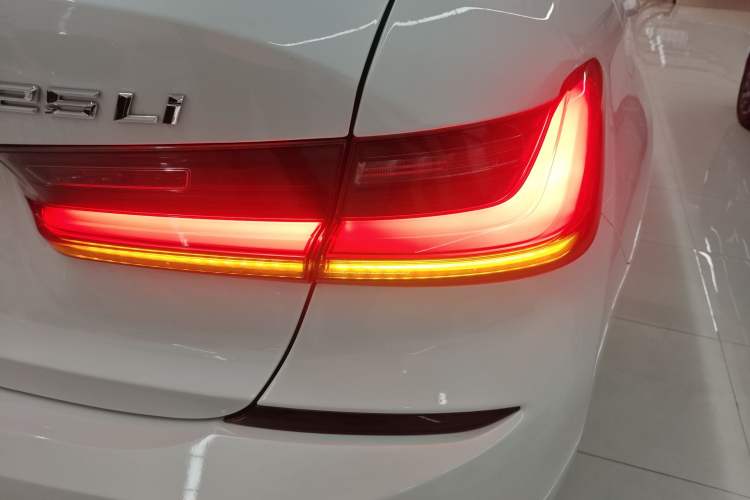 Used BMW 3 Series 2021 Facelifted 325Li M Sport Night Edition Package Right Rear Taillight