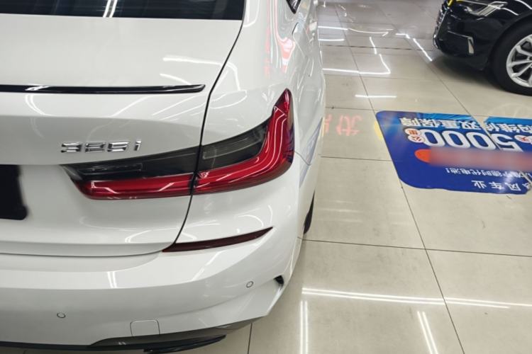 Used BMW 3 Series 2021 325i M Sport Night Edition package Right Rear Taillight