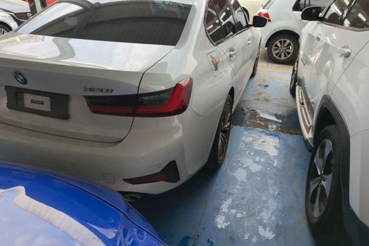 Used BMW 3 Series 2021 320i Sport Package Right Rear Taillight