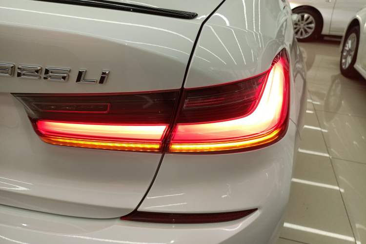 Used BMW 3 Series 2021 Facelifted 325Li M Sport Night Edition Package Right Rear Taillight