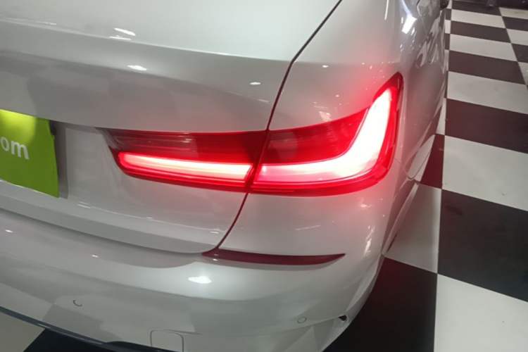 Used BMW 3 Series 2021 Second Facelift 320Li M Sport Package Right Rear Taillight