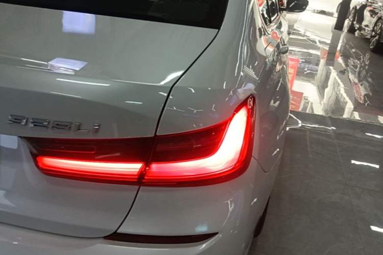 Used BMW 3 Series 2021 Restyled 325Li M Sport Package Right Rear Taillight