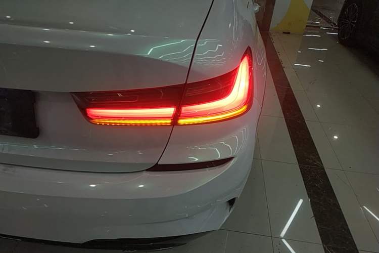 Used BMW 3 Series 2021 320Li M Sport Package Right Rear Taillight