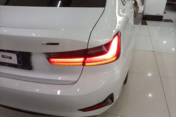 Used BMW 3 Series 2021 Restyled 320i Sport Package Right Rear Taillight