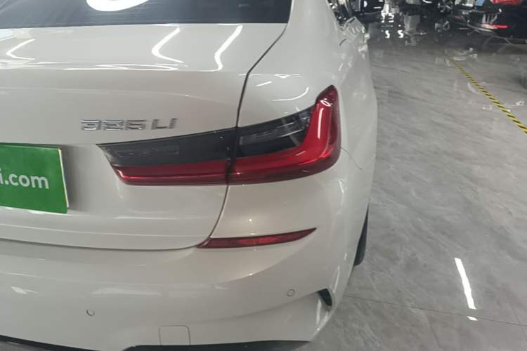 Used BMW 3 Series 2021 325Li M Sport Package Right Rear Taillight