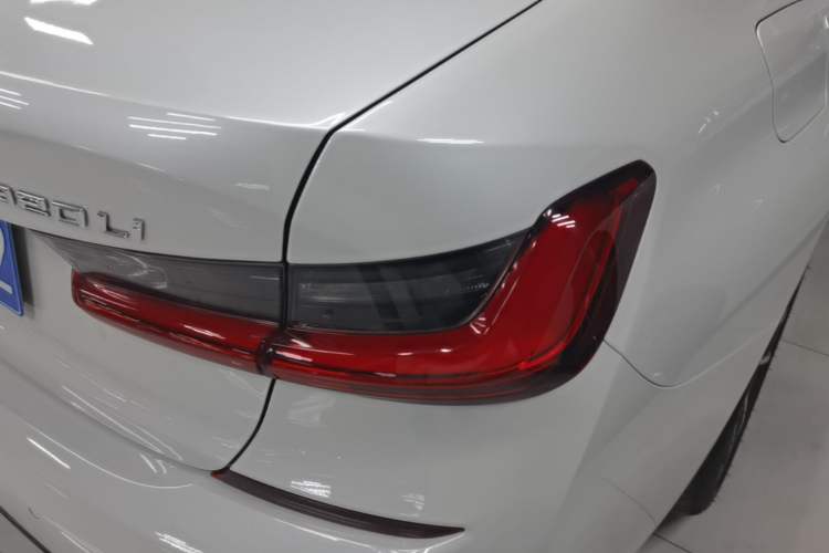Used BMW 3 Series 2021 Second Facelift 320Li M Sport Package Right Rear Taillight