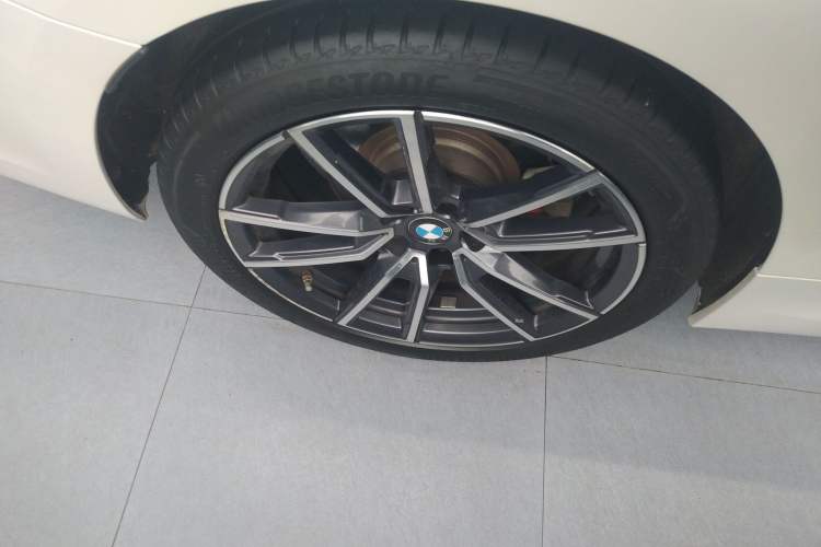 Used BMW 3 Series 2021 Restyled 325Li M Sport Package Right Rear Wheel Hub