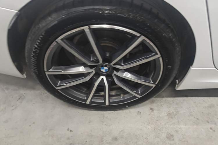 Used BMW 3 Series 2021 Restyled 325Li M Sport Package Right Rear Wheel Hub