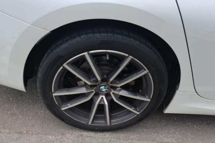 Used BMW 3 Series 2021 320Li M Sport Package Right Rear Wheel Hub