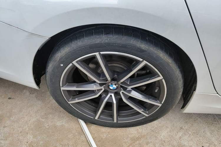 Used BMW 3 Series 2021 325Li M Sport Package Right Rear Wheel Hub