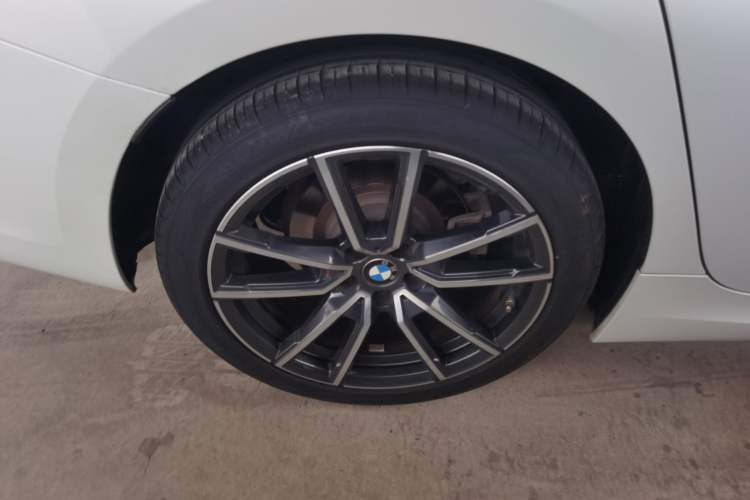 Used BMW 3 Series 2021 Facelifted 320Li M Sport Package Right Rear Wheel Hub