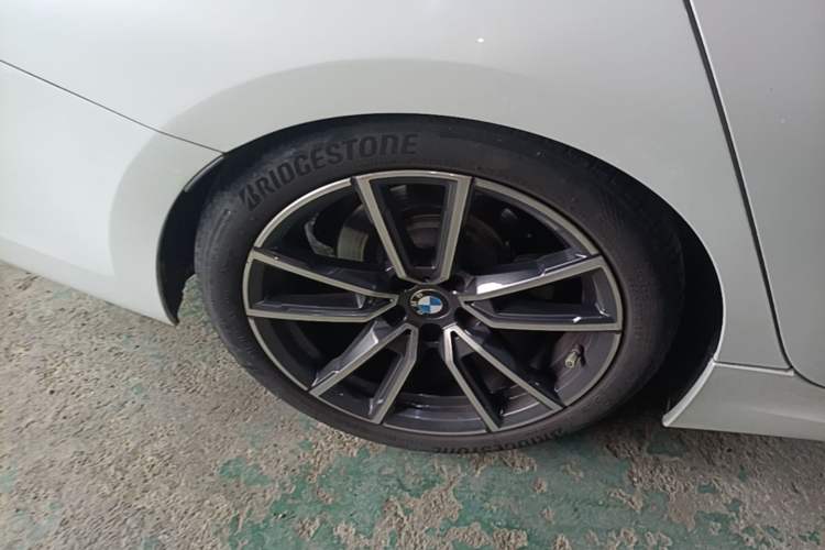 Used BMW 3 Series 2021 Facelifted 320Li M Sport Package Right Rear Wheel Hub