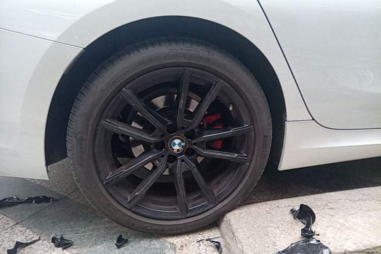 Used BMW 3 Series 2021 Facelifted 320Li M Sport Package Right Rear Wheel Hub