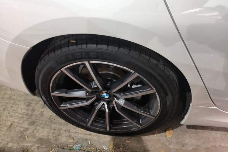 Used BMW 3 Series 2021 Restyled 325Li M Sport Package Right Rear Wheel Hub