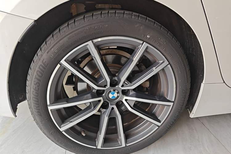 Used BMW 3 Series 2021 Second Facelift 325Li M Sport Package Right Rear Wheel Hub