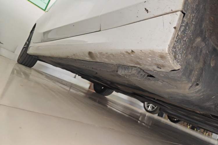 Used BMW 3 Series 2021 320Li M Sport Package Right Side Sill