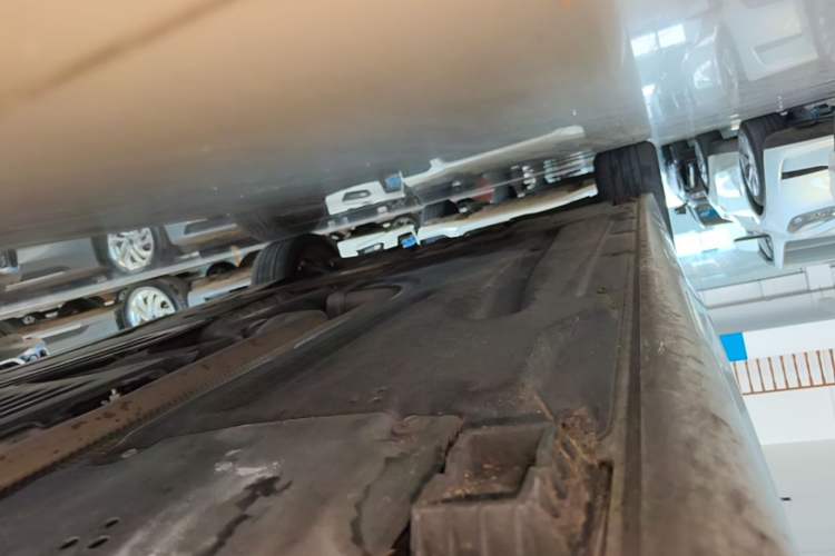 Used BMW 3 Series 2021 320i Sport Package Right Side Sill