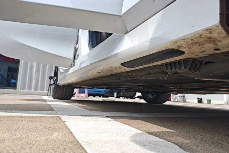 Used BMW 3 Series 2021 325i M Sport Package Right Side Sill