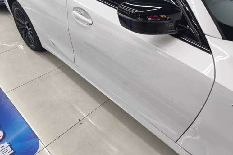 Used BMW 3 Series 2021 325i M Sport Night Edition package Right Side Sill