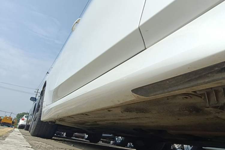 Used BMW 3 Series 2021 Restyled 325i M Sport Package Right Side Sill