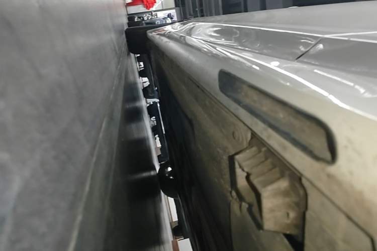 Used BMW 3 Series 2021 Restyled 325Li M Sport Package Right Side Sill