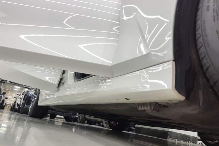 Used BMW 3 Series 2021 Facelifted 320Li M Sport Package Right Side Sill