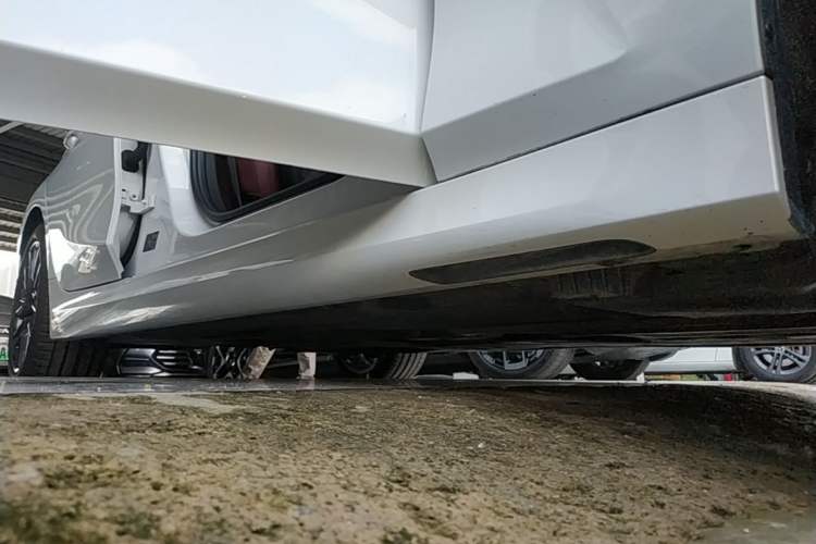 Used BMW 3 Series 2021 325i M Sport Night Edition package Right Side Sill
