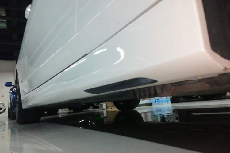 Used BMW 3 Series 2021 Second Facelift 325i M Sport Package Right Side Sill