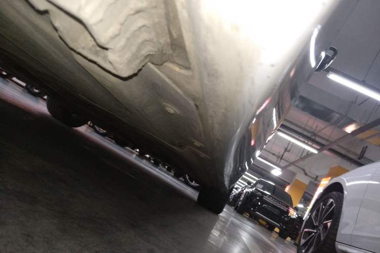 Used BMW 3 Series 2021 Restyled 325Li M Sport Package Right Side Sill