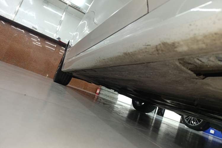 Used BMW 3 Series 2021 Facelifted 320Li M Sport Package Right Side Sill