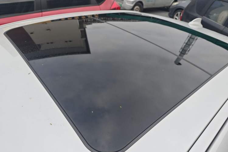 Used BMW 3 Series 2021 Second Facelift 325Li M Sport Package Roof