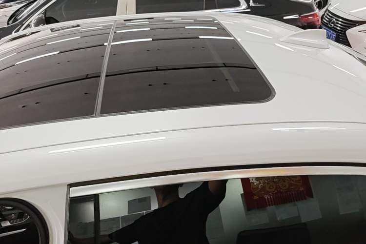 Used BMW 3 Series 2021 Second Facelift 320Li M Sport Package Roof