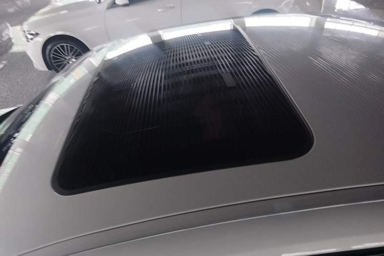 Used BMW 3 Series 2021 320i Sport Package Roof