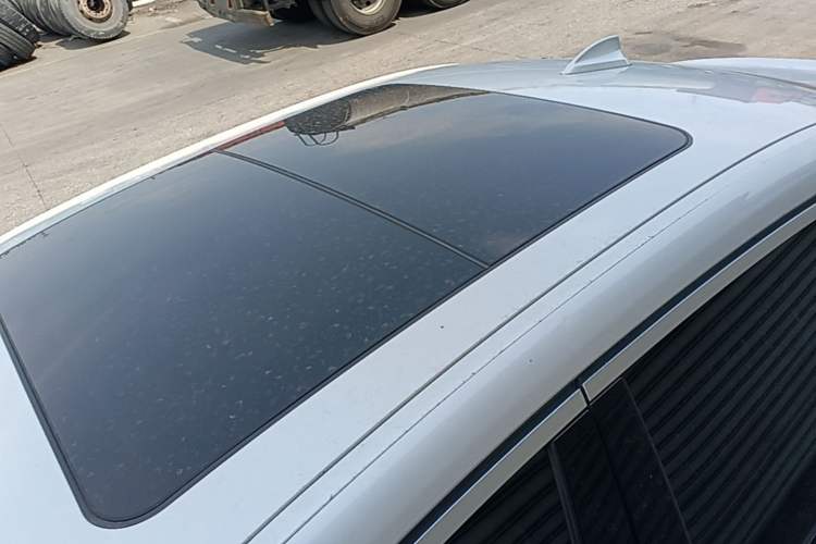 Used BMW 3 Series 2021 Second Facelift 320Li M Sport Package Roof