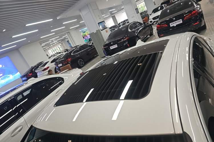 Used BMW 3 Series 2021 Facelifted 320Li M Sport Package Roof