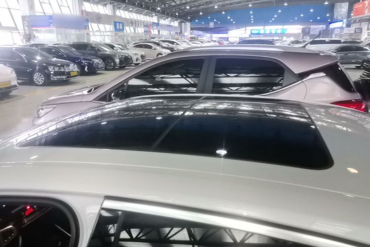 Used BMW 3 Series 2021 Second Facelift 320Li M Sport Package Roof