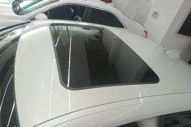 Used BMW 3 Series 2021 320i Sport Package Roof