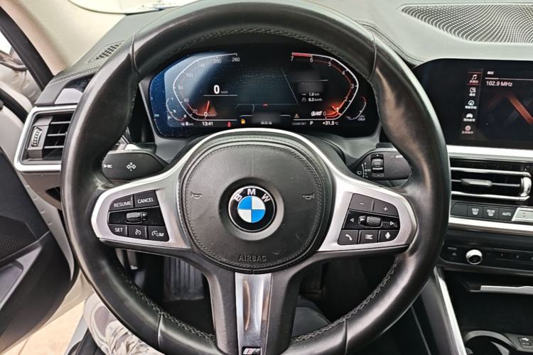 Used BMW 3 Series 2021 325i M Sport Package Steering Wheel