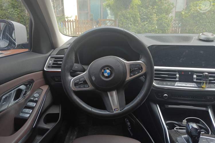 Used BMW 3 Series 2021 Restyled 325Li M Sport Package Steering Wheel