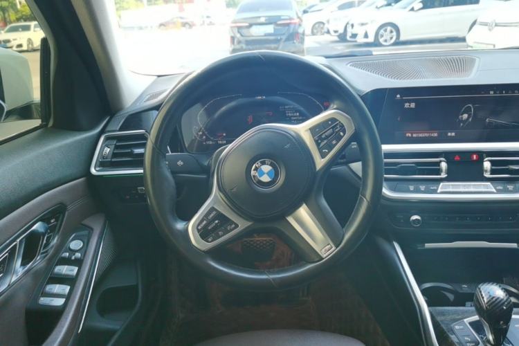 Used BMW 3 Series 2021 325Li M Sport Package Steering Wheel
